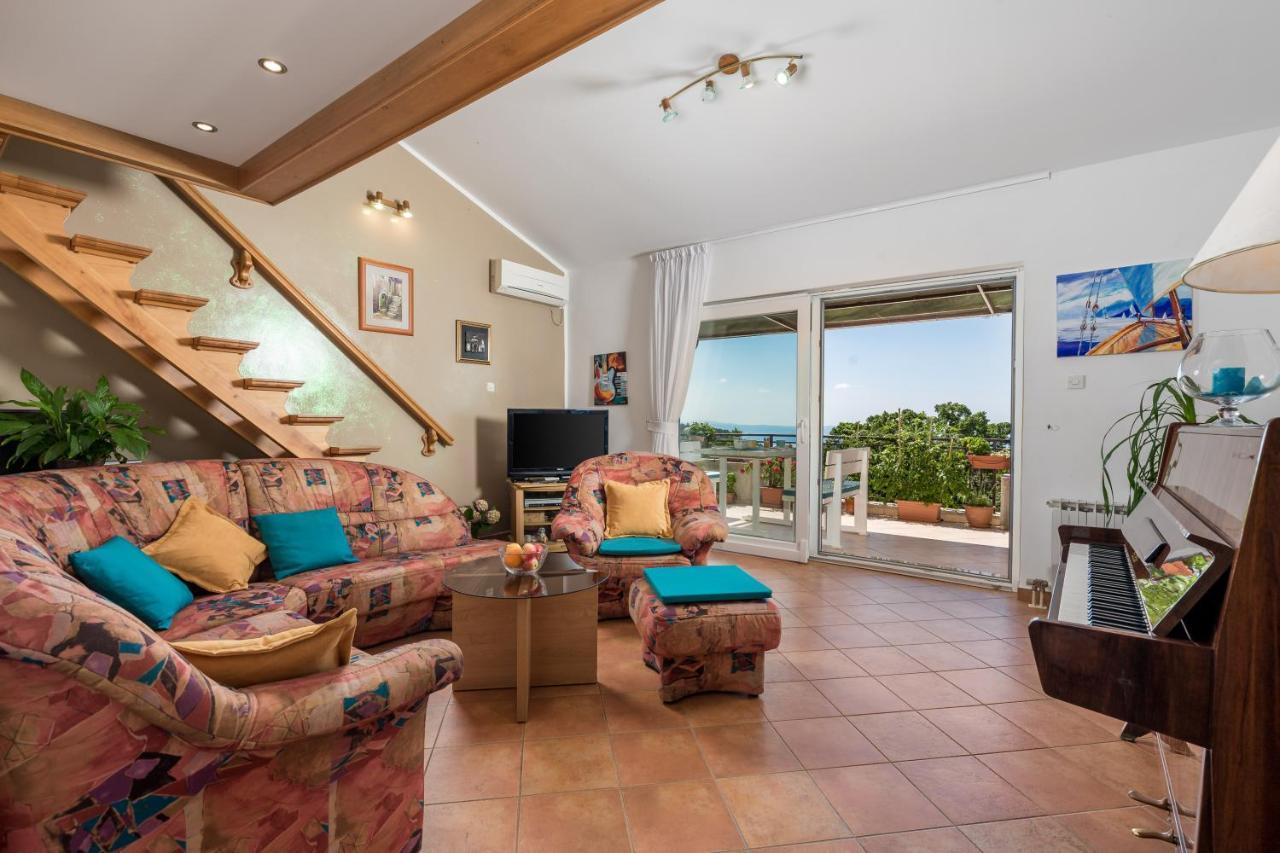 Apartment Magda With A Parking Space And Sea View Rijeka Buitenkant foto