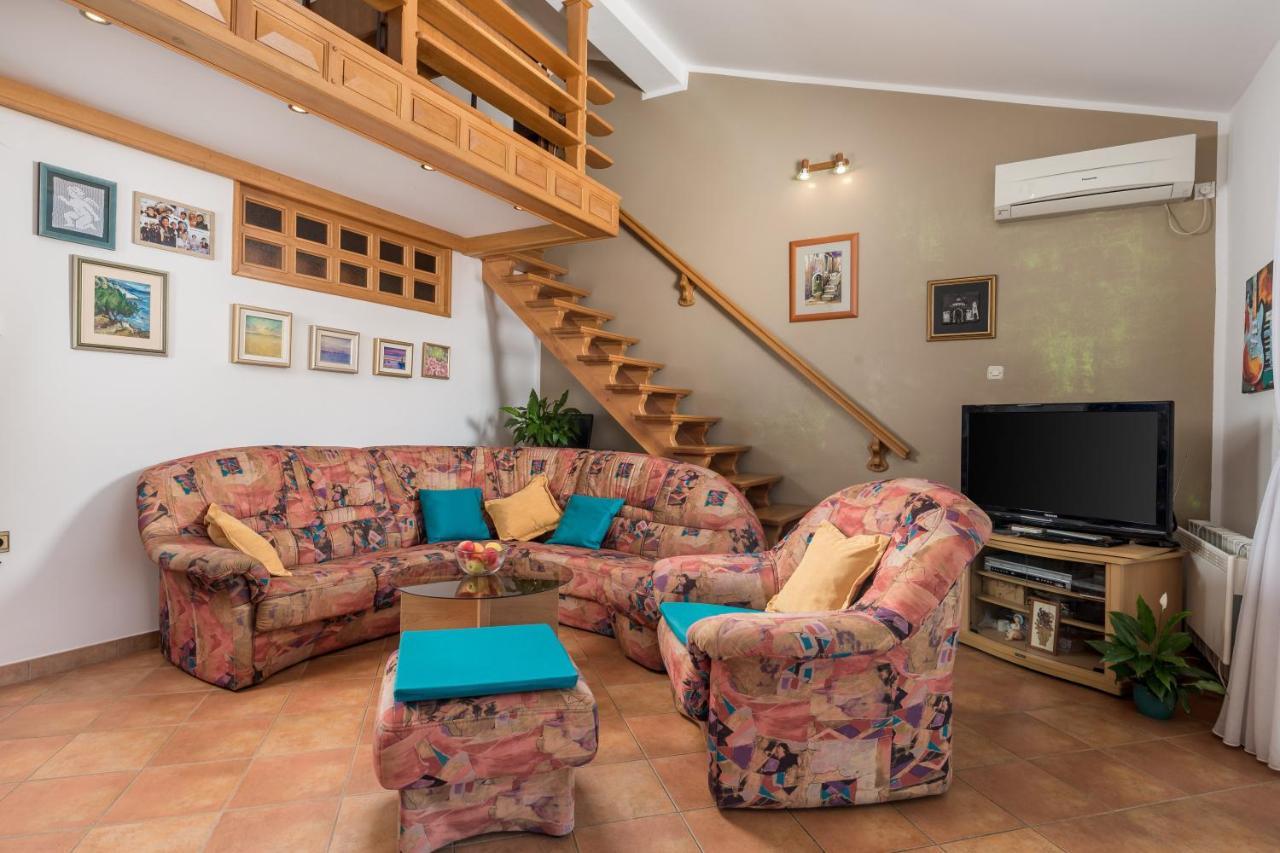 Apartment Magda With A Parking Space And Sea View Rijeka Buitenkant foto